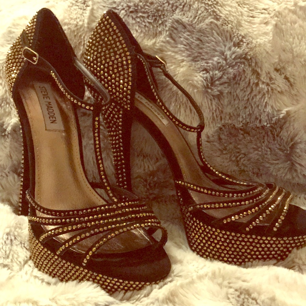 Steve Madden Avory black and gold bling high heel